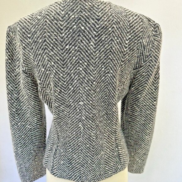 St. John by Marie Gray Herringbone Fitted Black and White Jacket Blazer Size 10 - Picture 2 of 7